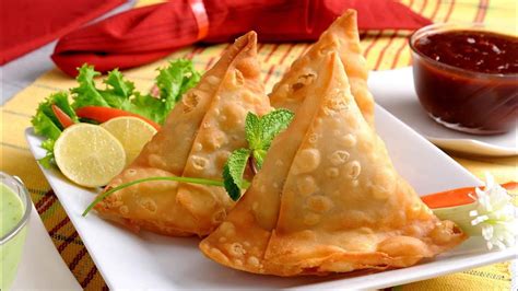 Samosa Recipe !!! learn how to make samosha at HOME 🙂 समोसा बनाना सीखें ...