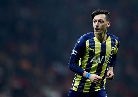 Mesut Özil - IsaamJamaine