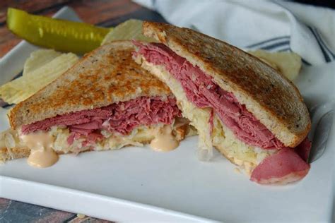 Make an all-time favorite, classic sandwich with this delicious Reuben ...