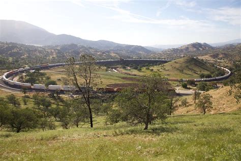 Tehachapi Loop – California Rail Pass