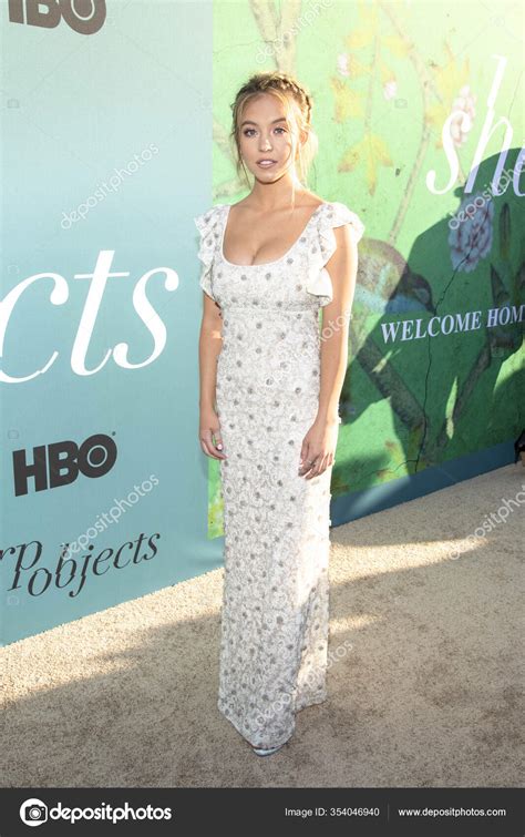 Sydney Sweeney Attends Hbo's Sharp Objects Los Angeles Premiere Cinerama – Stock Editorial Photo ...