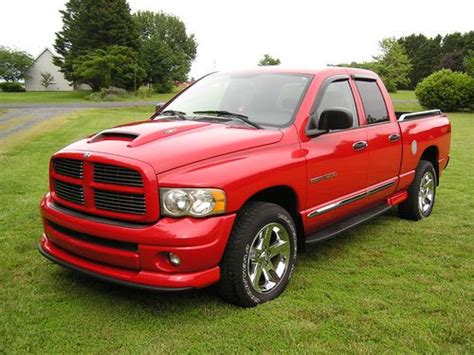 Buy used 2004 Dodge Ram 1500 SLT hemi sport crew cab 4X4 private sale,super clean truck in ...