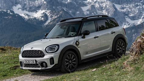 Here's what's new on 2021 Mini Countryman hybrid