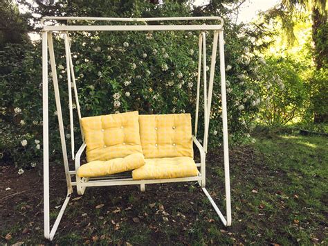 Yellow Cushions on Garden Swing | Garden swing bench with ye… | Flickr
