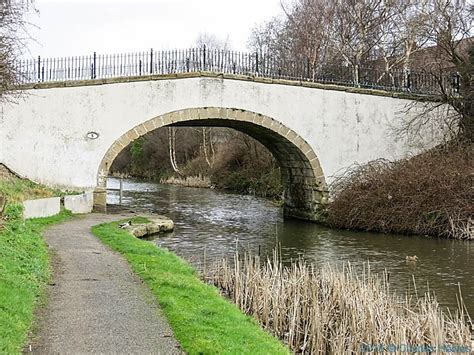 Leeds liverpool canal walk-67 | Charles Hawes - Walking The Blog