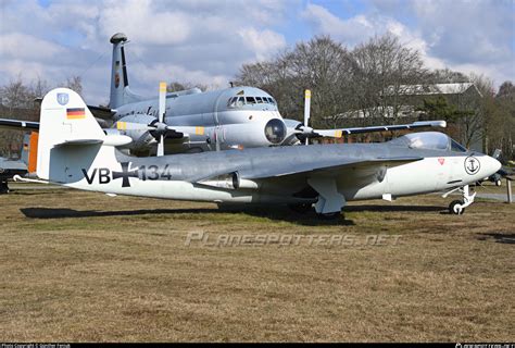 VB+134 German Navy Hawker Sea Hawk Mk.101 Photo by Günther Feniuk | ID ...