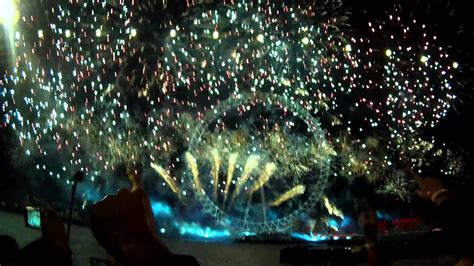 London Eye New Years Eve - YouTube