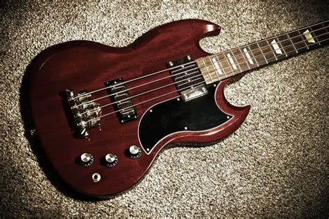 Are Gibson Bass Guitars Any Good? An In-Depth Look | Groovewiz