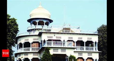 Jawaharlal Nehru's Anand Bhawan gets Rs 4.35 crore tax notice ...