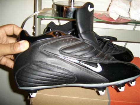 NIKE'S FALL '09 FOOTBALL CLEATS UP ON EASTBAY | Page 2 | NikeTalk