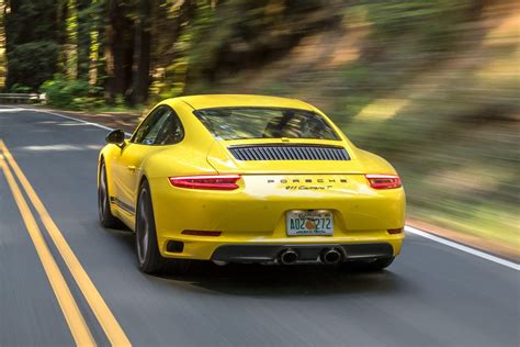 2018 Porsche 911 Carrera T: There's beauty in the simplicity - CNET