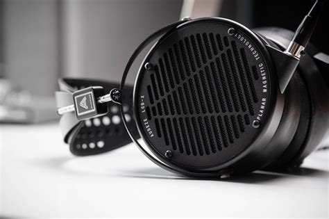 Audeze LCD-X Headphones | 2021 Creator's Edition – Headphones.com