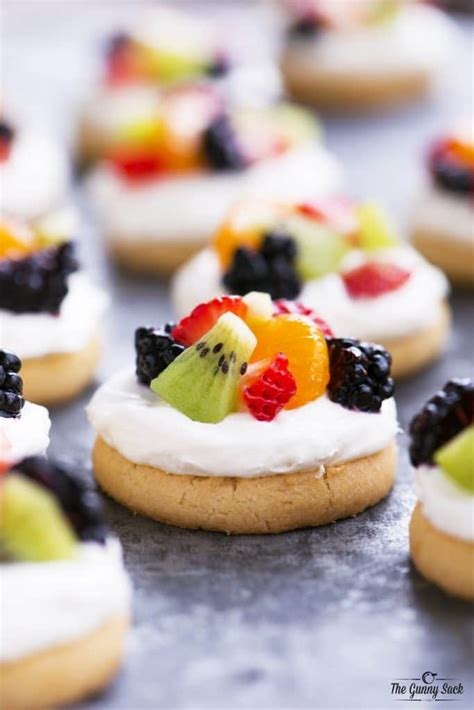 Mini Fruit Pizza with Video - The Gunny Sack