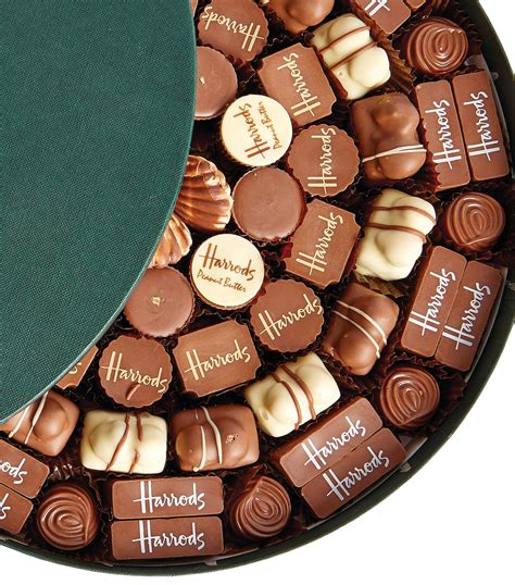 Harrods Classic Belgian Chocolate Gift Box (1.1kg) | Harrods UK