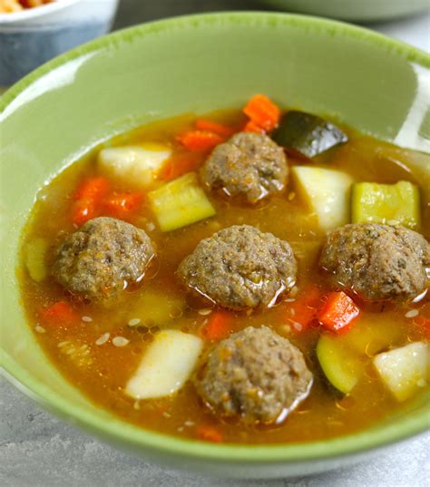 Descubrir 72+ imagen sopa de albondigas receta - Abzlocal.mx