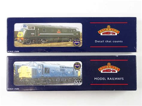 Lot 366 - A pair of BACHMANN OO Gauge diesel