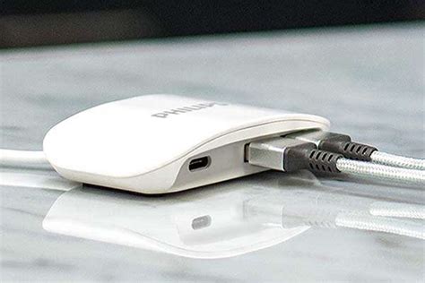 Philips 15W USB-C Charging Station with 3 Ports | Gadgetsin