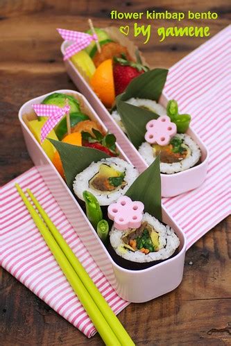 flower kimbap bento | gamene | Flickr