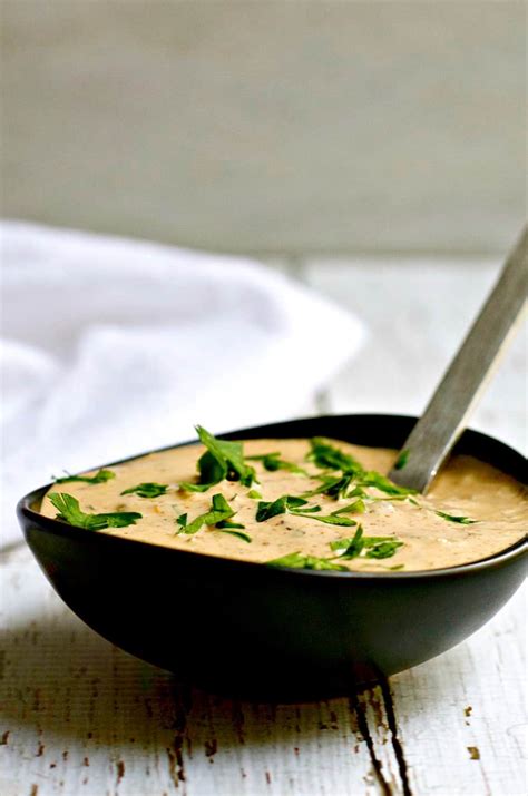 Easy Remoulade Sauce Recipe - Pinch and Swirl