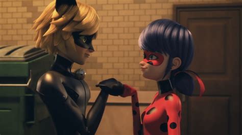 Miraculous Ladybug New York romantic moments - YouLoveIt.com