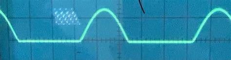 Solved Using the multisim( oscilloscope) to find the wave | Chegg.com