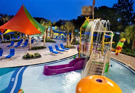 8 Best Hotels Near SeaWorld Orlando | CuddlyNest