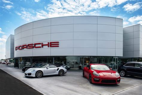 Porsche of South Shore Virtual Dealership Tour