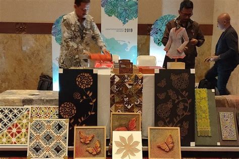 Seni Kriya Tenun Dan Batik Mulai Dibuat Sejak – Ilmu