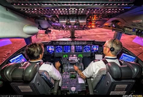 FedEx DC-10F (N392FE) ~ photo by Angelo Bufalino | Cockpit, Flight deck, Small aircraft