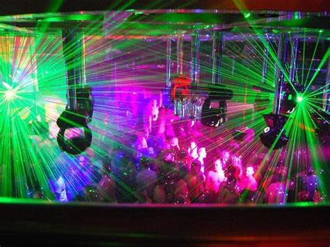 15 Best Clubs in Melbourne For A Big Night Out