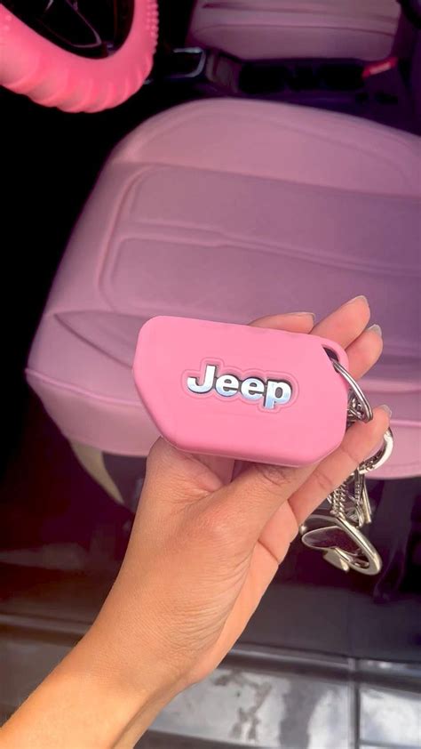 Pink JEEP | Pink car accessories, Pink jeep, Pink jeep wrangler