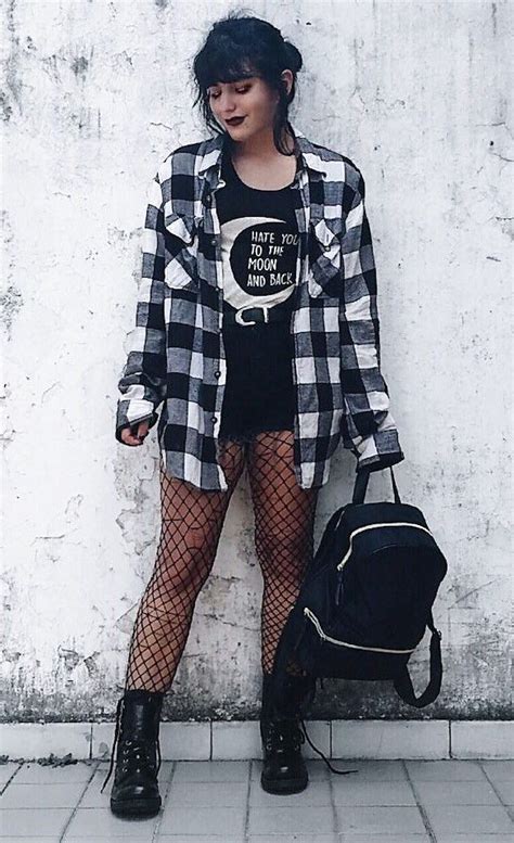 90s Grunge Aesthetic Fashion Style Looks | Grunge outfits, Outfit ...