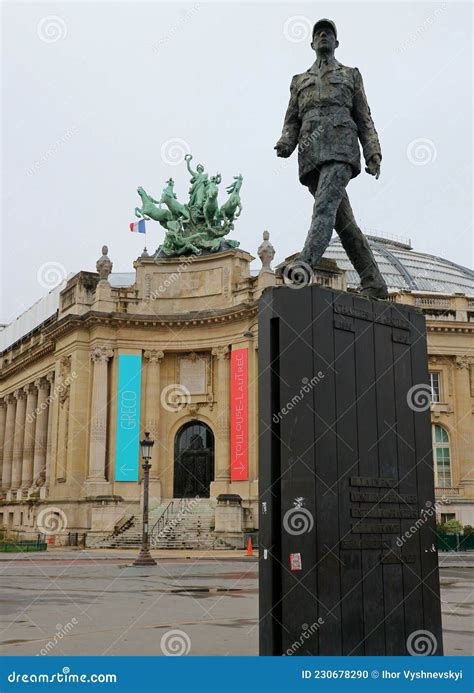 General Charles De Gaulle Monument Statue in Paris Editorial Image ...