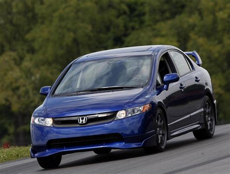 Honda Civic Si Sedan Photos and Specs. Photo: Civic Si Sedan Honda models and 22 perfect photos ...