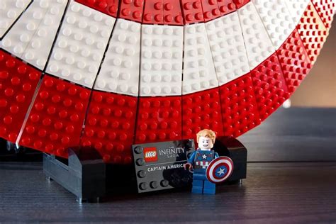 Lego releases Captain America's shield as a building set - Gadget Advisor