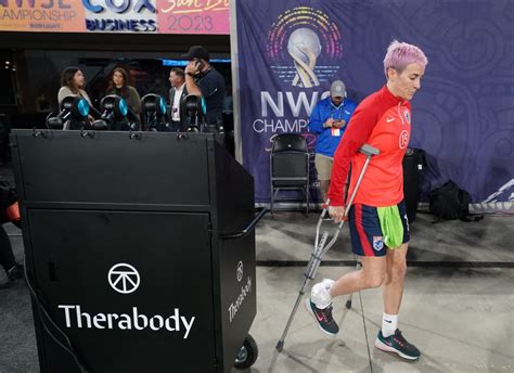 Megan Rapinoe exits final game of career with non-contact injury