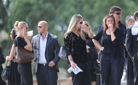 Reeva Steenkamp's funeral - Photo 8 - Pictures - CBS News