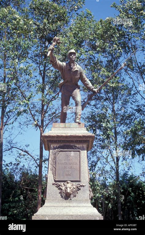 Statue of Costa Rican national hero of Juan Santamaria in the town of ...