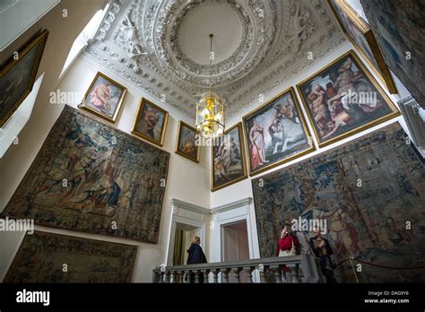 Holyrood Palace Interior Images | Bruin Blog