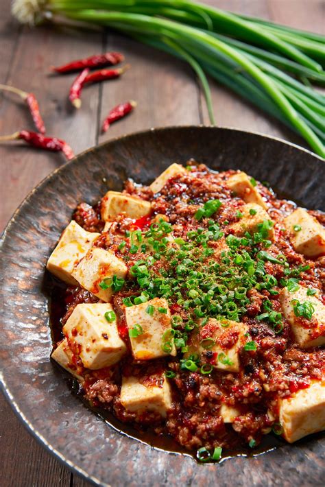 Best Mapo Tofu Recipe (麻婆豆腐) | Spicy Sichuan Tofu and Pork Stir-fry