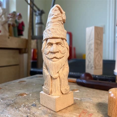 Pin by Robert Anderson on Santas | Santa carving, Wood carving patterns, Wood carving designs