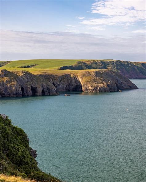 Barafundle Bay Walk: is this the best coastal walk in Wales? — Walk My ...