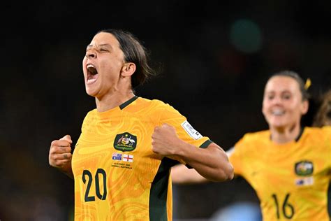 Watch: Sam Kerr's goal for Australia equalizes World Cup semifinal ...