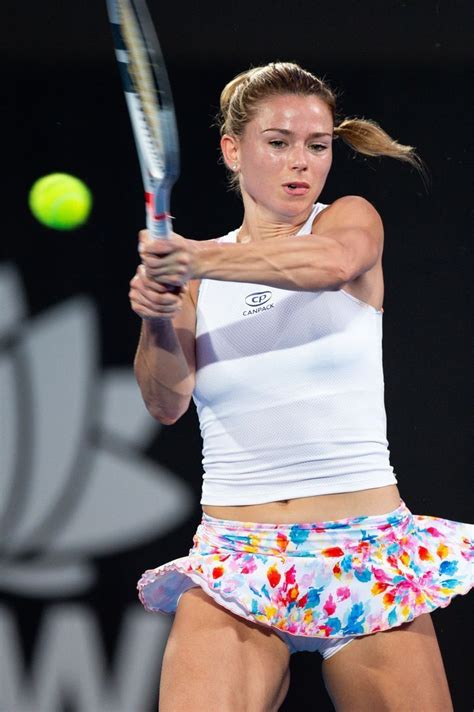 Camila Giorgi 🇮🇹 | Tennis players female, Tennis clothes, Female athletes