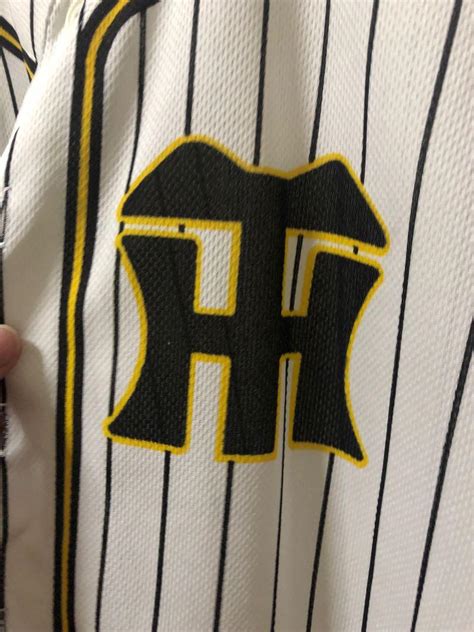 Hanshin Tigers baseball Jersey, Men's Fashion, Activewear on Carousell