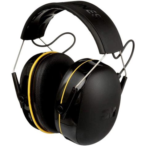 5 Best Noise-Cancelling Headphones for Construction | Family Handyman