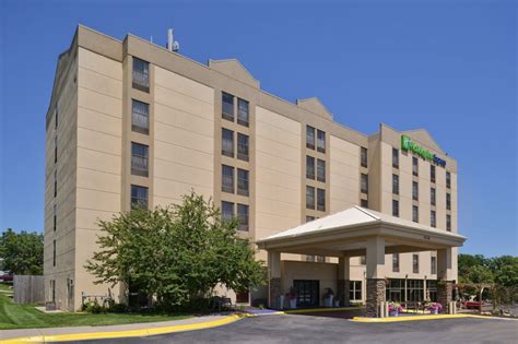 Holiday Inn Express – Omaha, NE – MH Hospitality