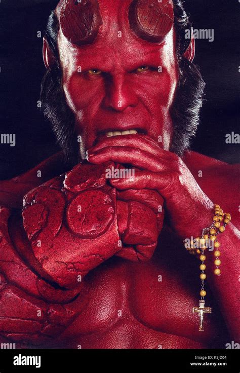 Ron perlman hellboy ii hi-res stock photography and images - Alamy