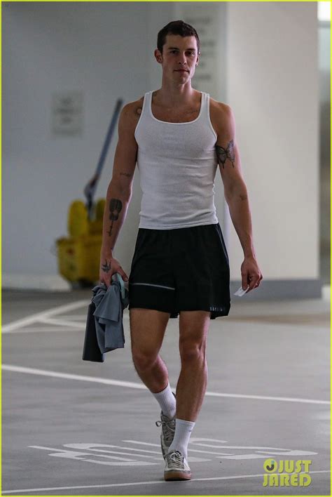 Shawn Mendes Jumpstarts the Week with a Workout | Photo 1367531 - Photo Gallery | Just Jared Jr.