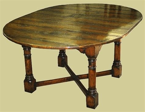 Extending Tables | Custom Made Reproduction Dining Tables | Extendable Oak Dining Tables